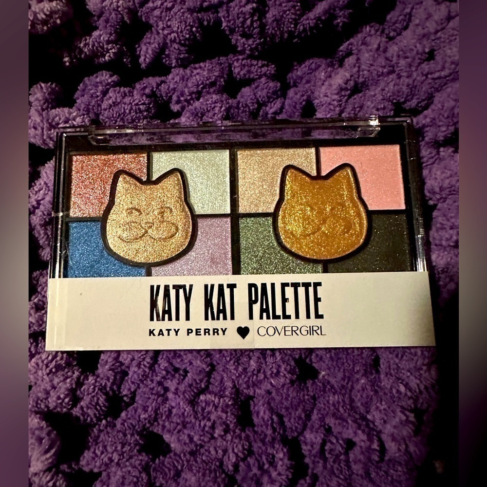 Katy Kat Cover Girl Collab Eyeshadow Palette **RARE **